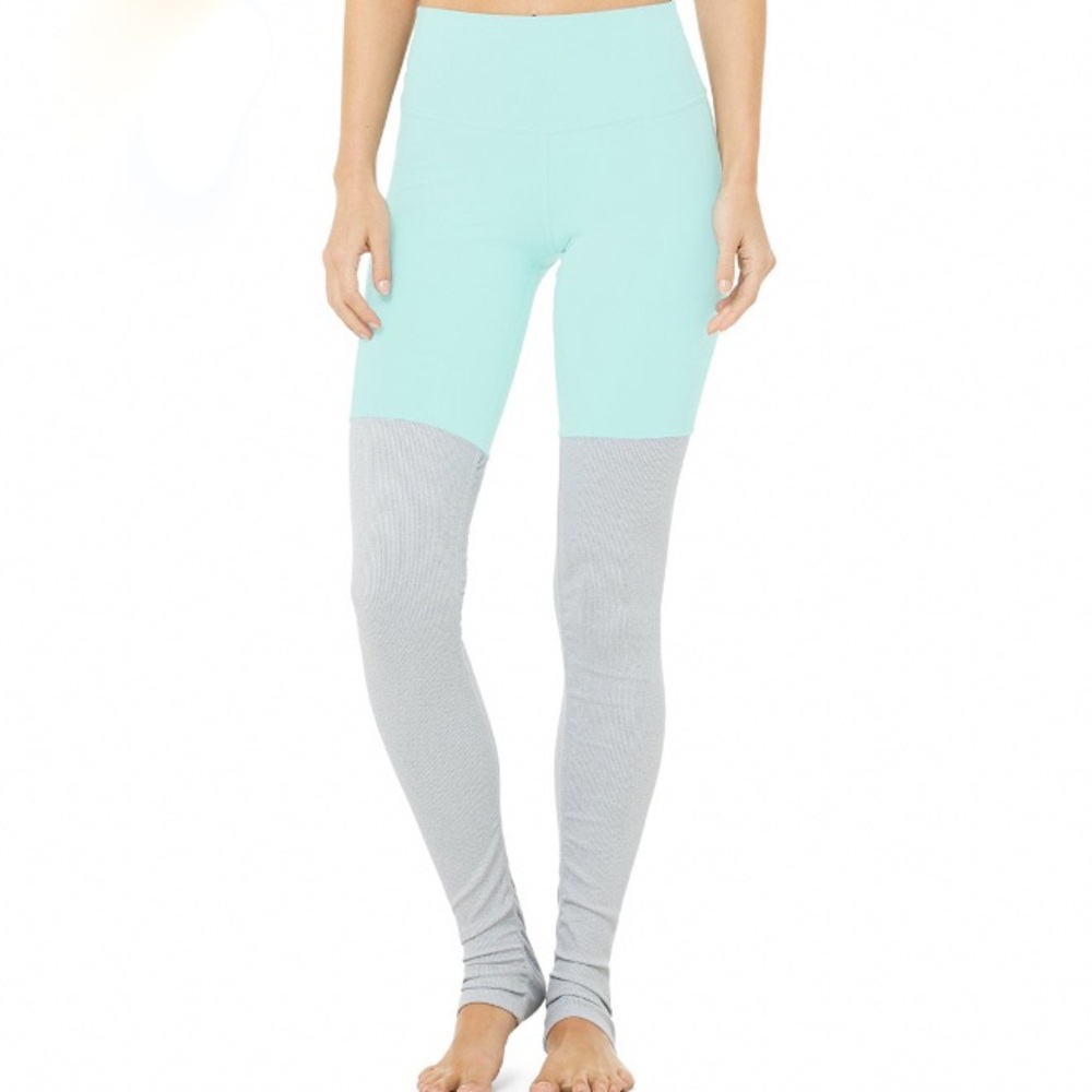 NWOT ALO High-Waist Goddess Legging